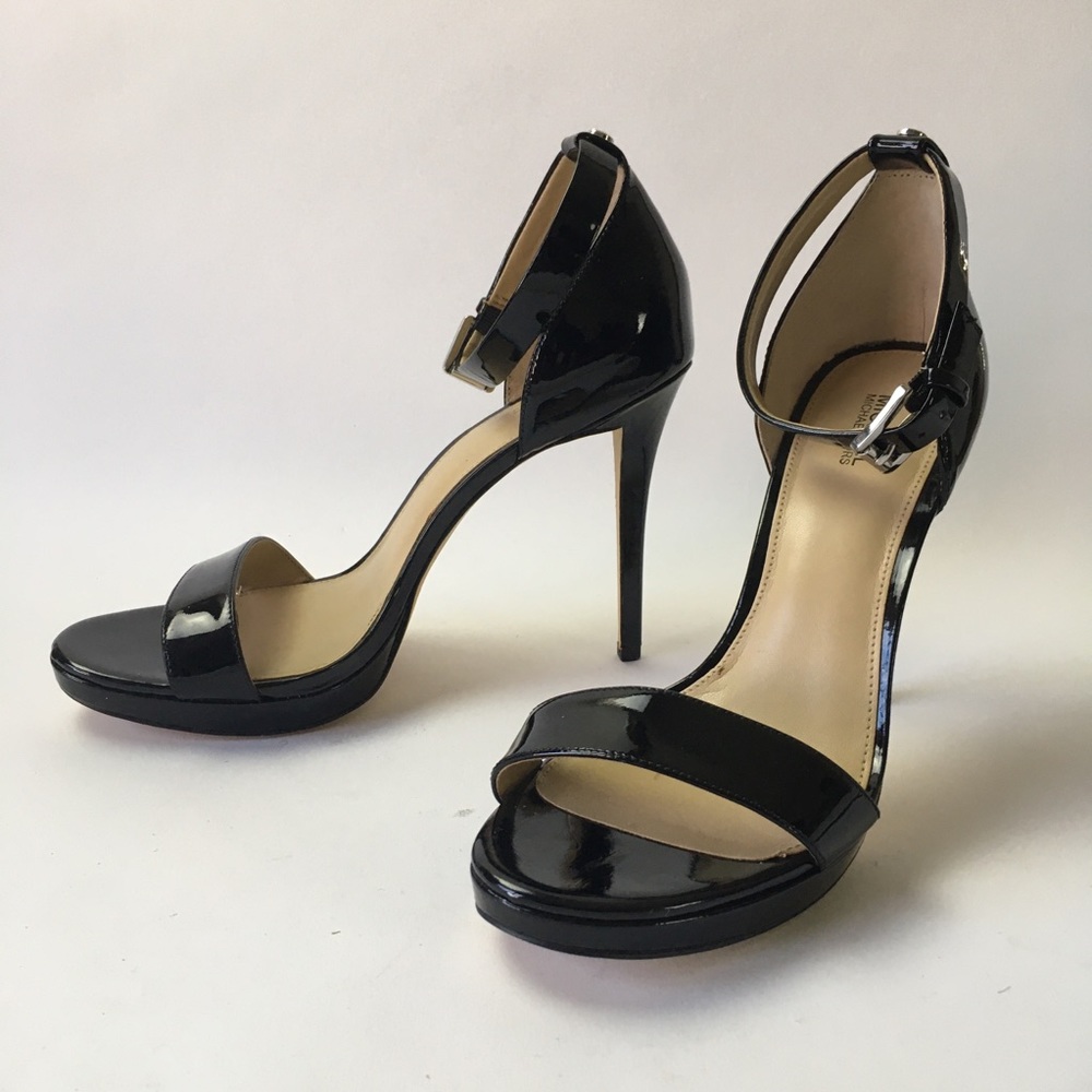 MK Patent leather heel NWOT | 8.5